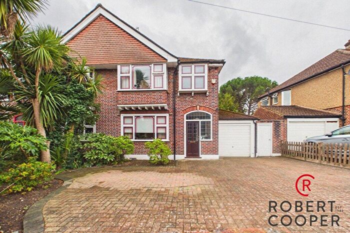 3 Bedroom Semi Detached House For Sale In Ferndown, Northwood, HA6
