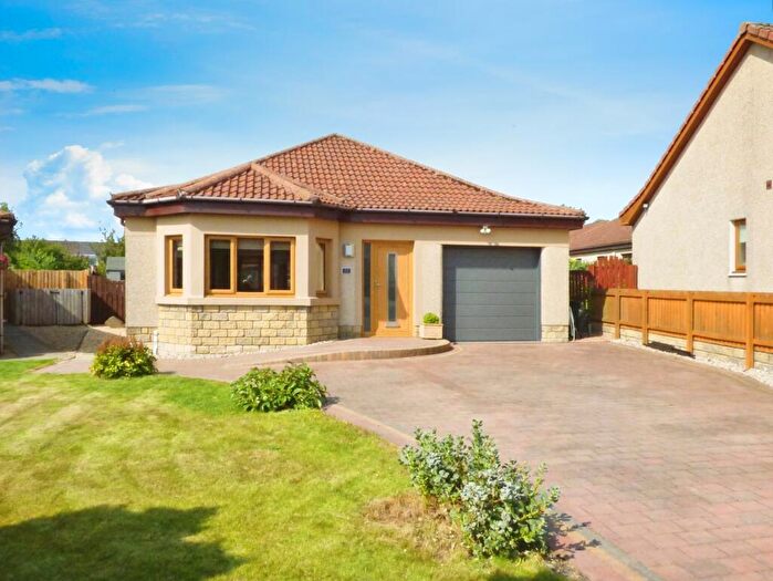 4 Bedroom Bungalow For Sale In Greenacres, Kingseat, Dunfermline, KY12