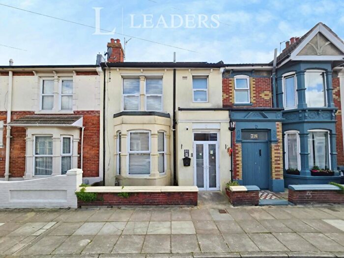 3 Bedroom Terraced House For Sale In Lynton Grove, Portsmouth, Hampshire, PO3