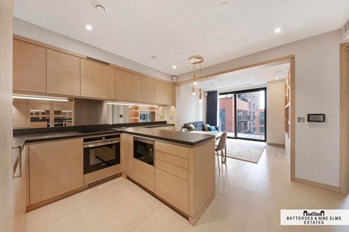 2 Bedroom Apartment For Sale In Legacy Building, Embassy Gardens, SW11