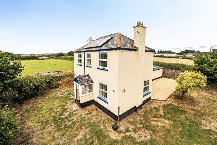3 Bedroom Detached House For Sale In Peters Marland, Torrington, EX38
