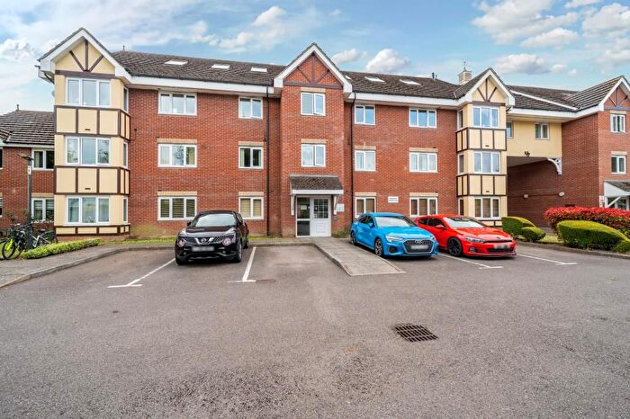 1 Bedroom Flat To Rent In Newbury, Berkshire, RG14