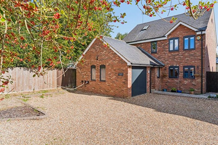 5 Bedroom Detached House For Sale In High Street South, Stewkley, Buckinghamshire, LU7