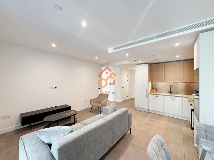 1 Bedroom Flat To Rent In Merino Gardens, London, E1W