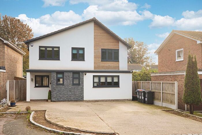 4 Bedroom Detached House For Sale In Park Avenue, Broadstairs, Kent, CT10