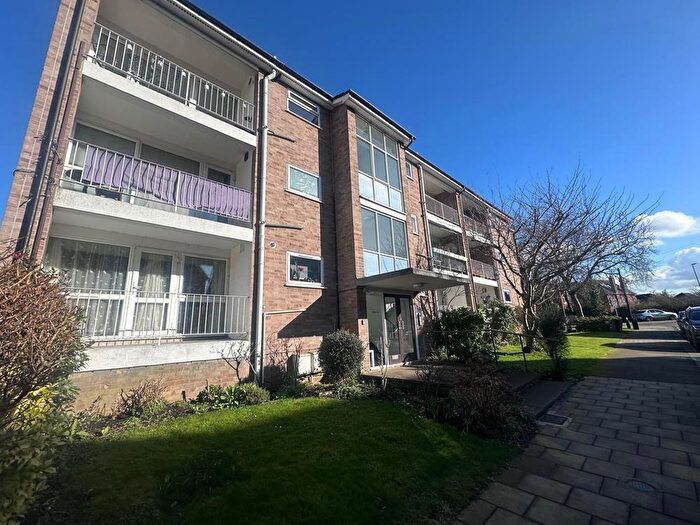 2 Bedroom Apartment To Rent In Flat St Michaels Court, St Michaels Road, MK40