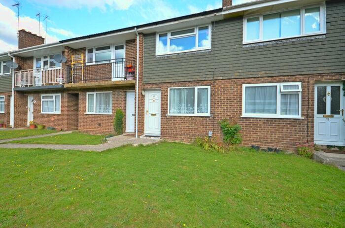 2 Bedroom Maisonette To Rent In Bliss Close, Basingstoke, RG22