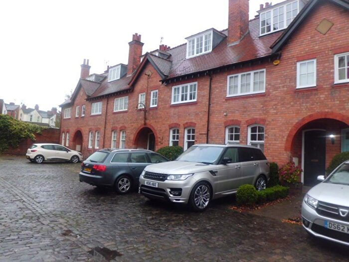 4 Bedroom Property To Rent In The Old Fire Station, B17