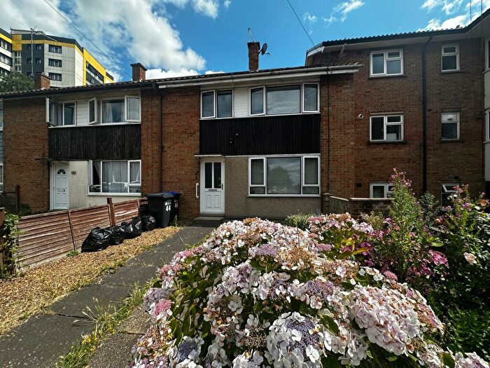 3 Bedroom House To Rent In Doddridge Street, Northampton, NN1