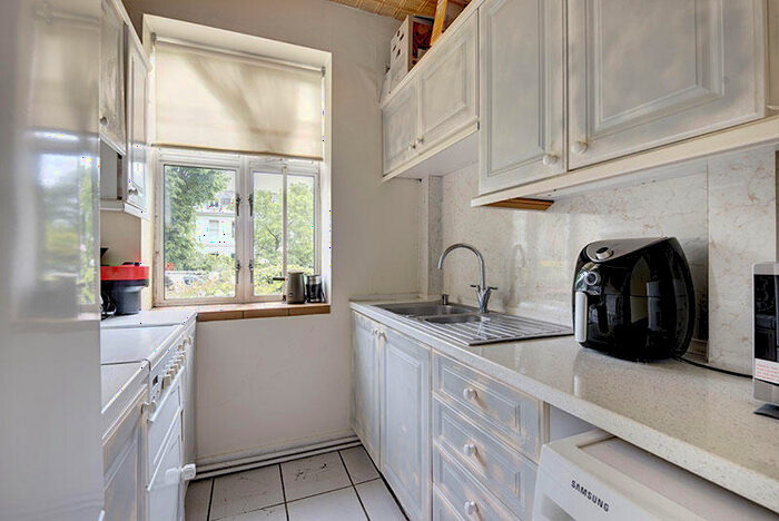 1 Bedroom Apartment For Sale In Gilling Court, Belsize Grove, London, NW3