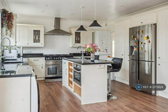 4 Bedroom Semi-Detached House To Rent In New Road, Chalfont St. Giles, HP8