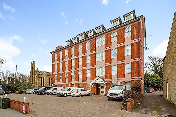 2 Bedroom Flat For Sale In High Street, Waltham Cross, Herts, EN8