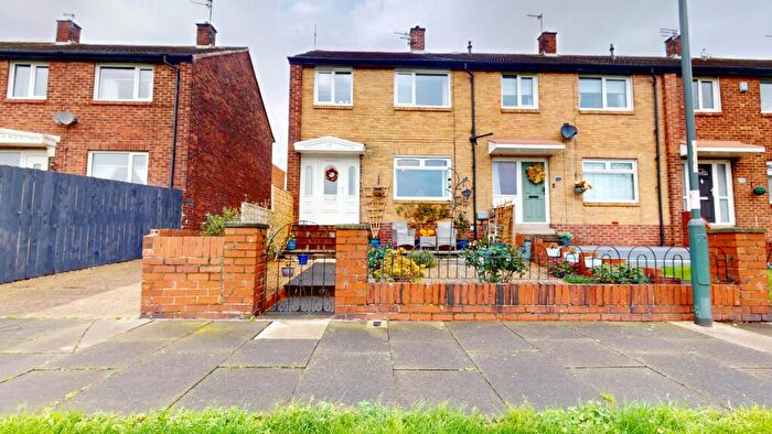 3 Bedroom End Of Terrace House For Sale In Watson Terrace, Boldon Colliery, Tyne And Wear, NE35