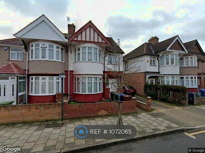 4 Bedroom Semi-Detached House To Rent In Lowick Road, Harrow, HA1