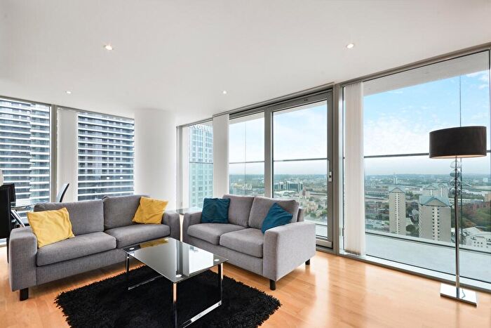 2 Bedroom Flat For Sale In Marsh Wall London, E14