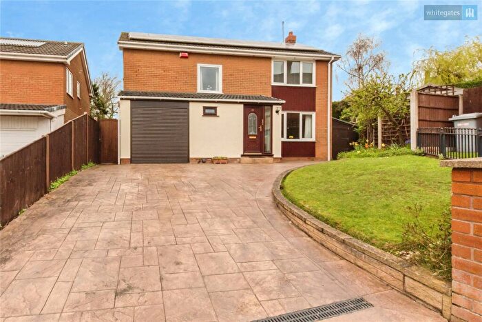 4 Bedroom Detached House For Sale In Rimsdale Close, Crewe, Cheshire, CW2