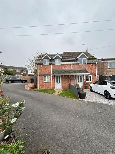 1 Bedroom Semi-Detached House To Rent In Fairmead Crescent, Rushden, NN10