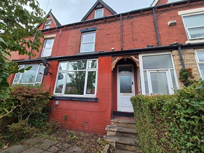3 Bedroom Terraced House For Sale In Osmondthorpe Lane, Leeds, LS9