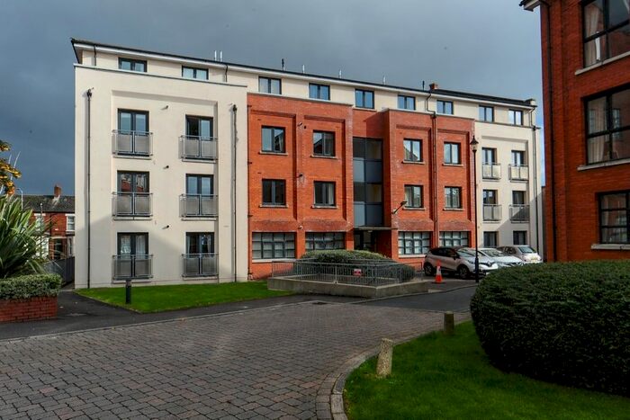 1 Bedroom Flat To Rent In Old Bakers Court, Belfast, County Antrim, BT6