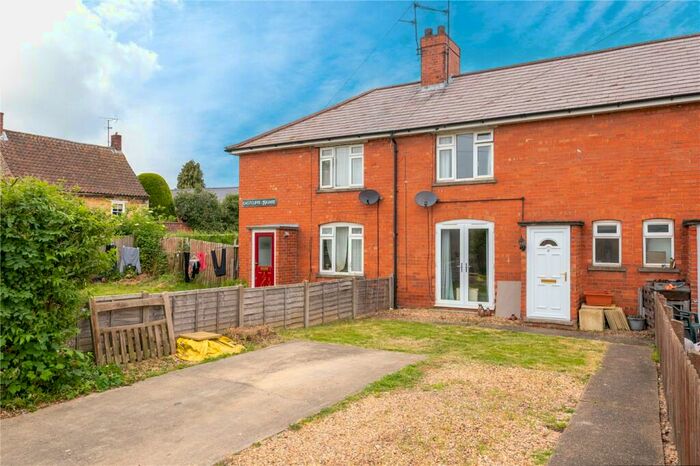3 Bedroom Terraced House For Sale In Eastcliffe Square, Caythorpe, Grantham, Lincolnshire, NG32