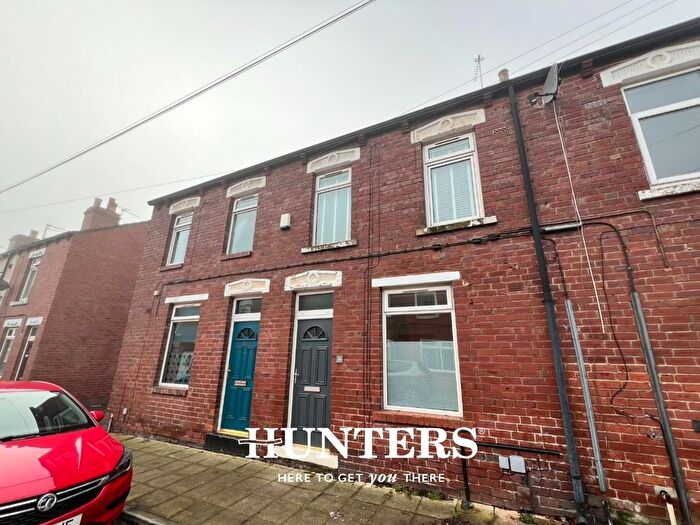 2 Bedroom Terraced House To Rent In Grafton Street, Castleford, WF10
