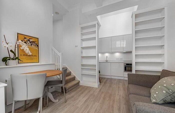 1 Bedroom Property To Rent In Daventry Street, Marylebone, London, NW1