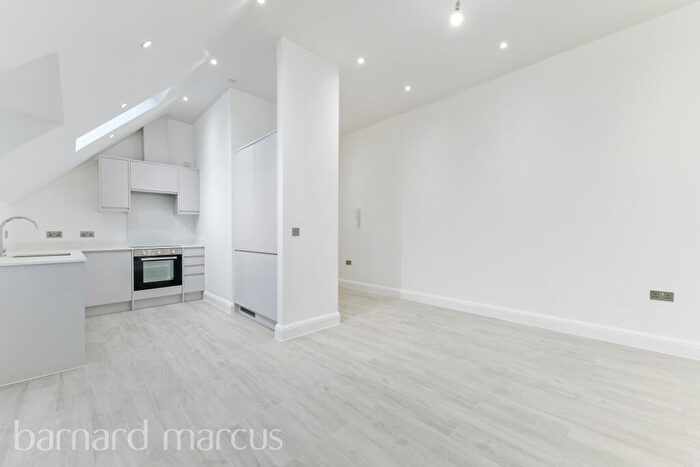 Apartment To Rent In Bolters Lane, Banstead, SM7