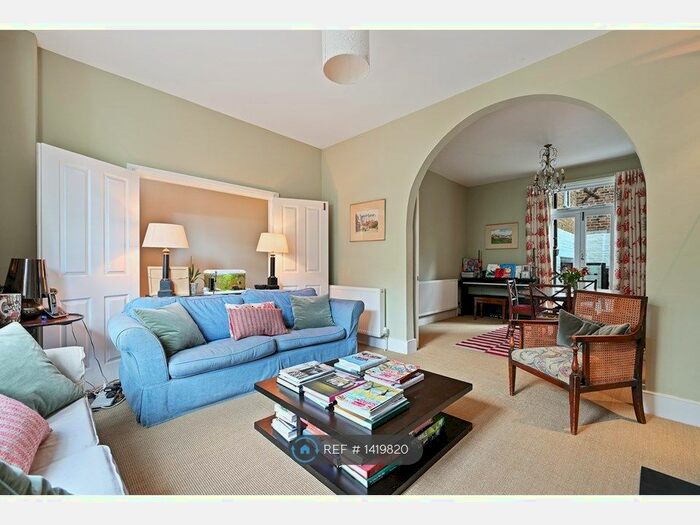 5 Bedroom Terraced House To Rent In Askew Crescent, London, W12