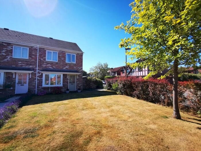 2 Bedroom House To Rent In Mornant Avenue, Hartford, CW8