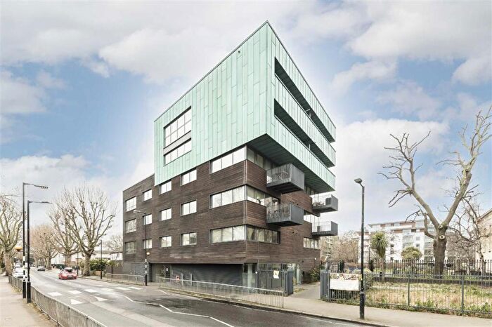 2 Bedroom Flat To Rent In St. James's Road, Bermondsey, SE16