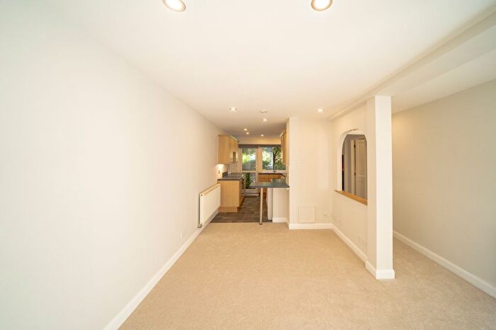 1 Bedroom Flat For Sale In St. Michael-At-Pleas, Norwich, Norfolk, NR3