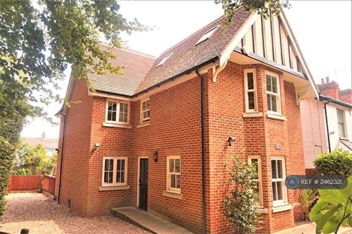 5 Bedroom Detached House To Rent In Woodlands Road, Farnborough, GU14
