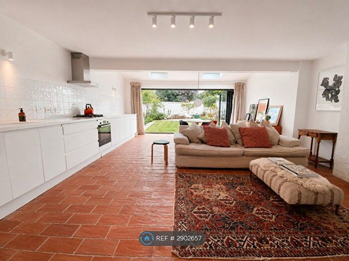 3 Bedroom Terraced House To Rent In Ilex Court, Warwick, CV34