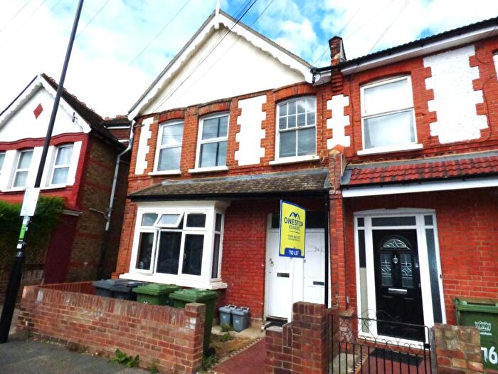 2 Bedroom Apartment To Rent In Wearside Road, London, SE13
