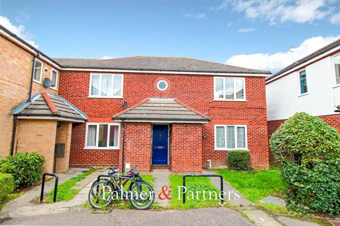 1 Bedroom Maisonette For Sale In Avignon Close, Colchester, Essex, CO2