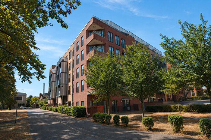 1 Bedroom Apartment To Rent In Maxwell Road, Romford, RM7