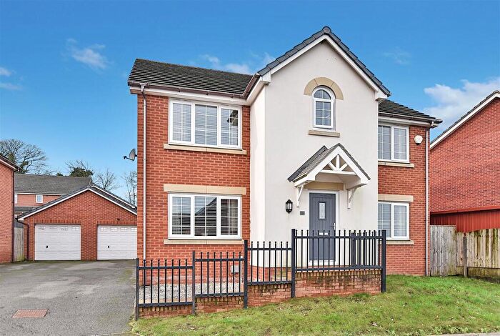 4 Bedroom Detached House For Sale In Penson Court, Summerhill, Wrexham, LL11