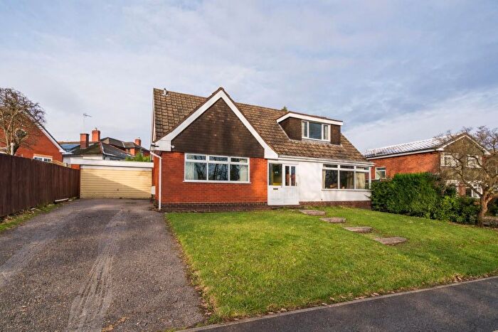 4 Bedroom Detached House For Sale In Broadway Avenue, Halesowen, B63