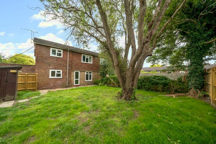 2 Bedroom Maisonette To Rent In East Hagbourne, Oxfordshire, OX11