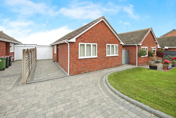 2 Bedroom Bungalow For Sale In Church Walk, Atherstone, Warwickshire, CV9