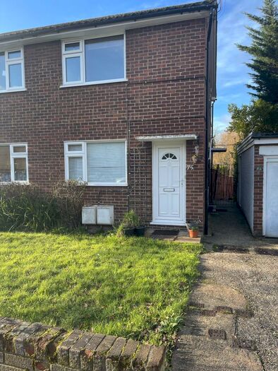 2 Bedroom Flat To Rent In Fernside Avenue, Mill Hill, NW7
