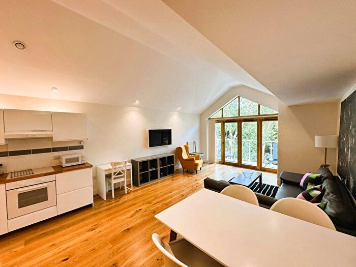 2 Bedroom Apartment To Rent In St. Stephens Road, Canterbury, CT2