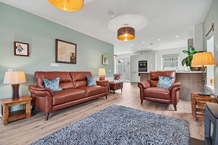 4 Bedroom Terraced House For Sale In Atlantic Court, Inverclyde, Greenock, PA16