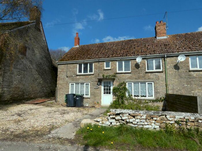 3 Bedroom Semi-Detached House For Sale In Fifehead St. Quintin, Sturminster Newton, DT10