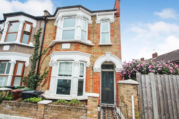 3 Bedroom Terraced House To Rent In Melford Road, Leytonstone, London, E11