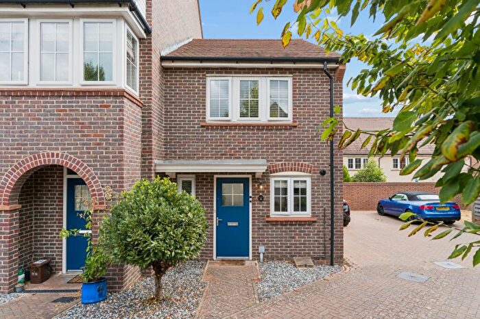 2 Bedroom End Of Terrace House For Sale In Lindsell Avenue, Letchworth Garden City, SG6