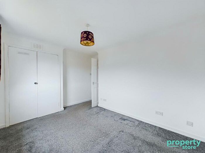 2 Bedroom Flat To Rent In Douglasdale, East Kilbride, South Lanarkshire, G74