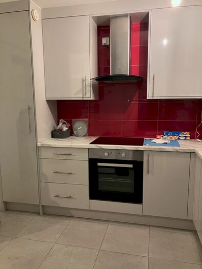 Studio To Rent In London Road, Mitcham, CR4