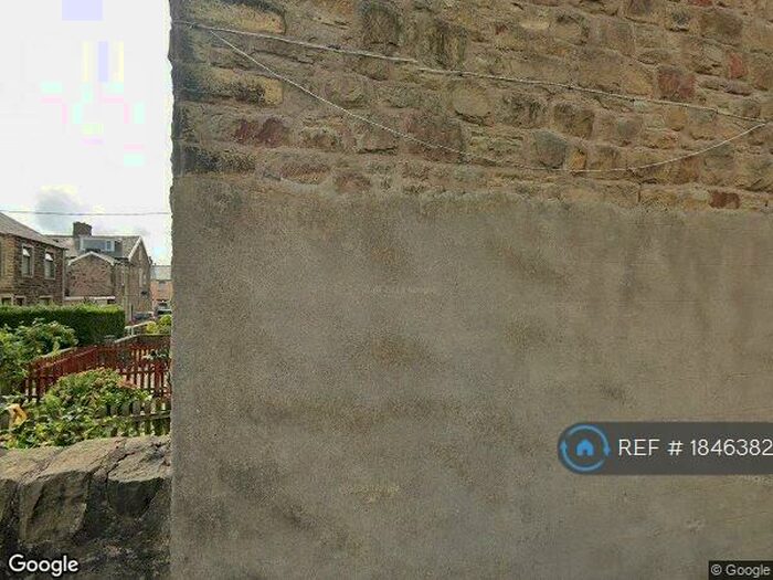 3 Bedroom Terraced House To Rent In West Ave, Barnoldswick, BB18
