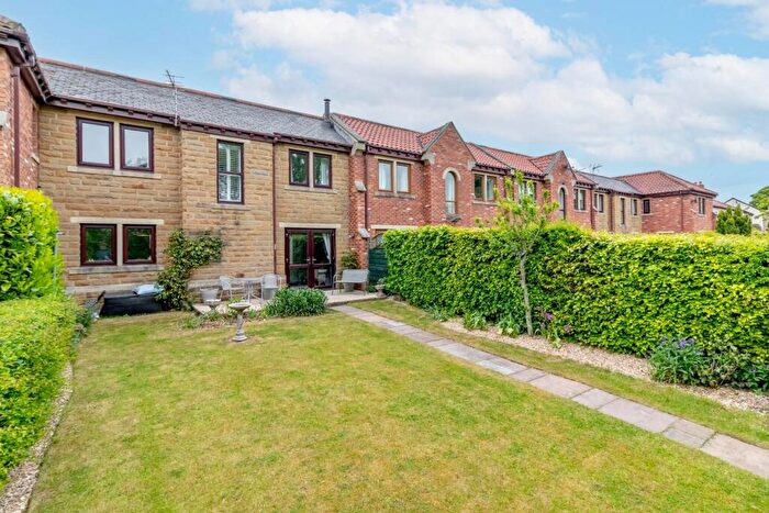 2 Bedroom House For Sale In Avenue House Court, Goldsborough, Knaresborough, HG5